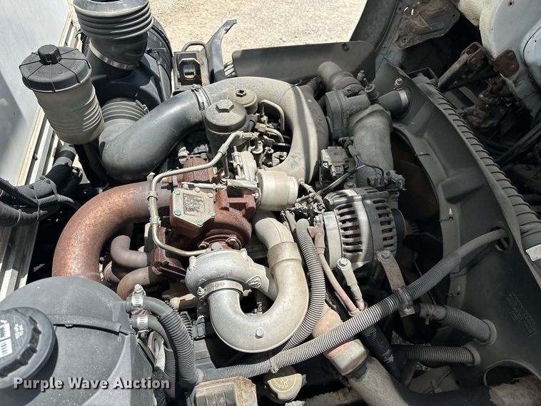 image for item NR9997 2009 International  CF600 paper shredder truck 