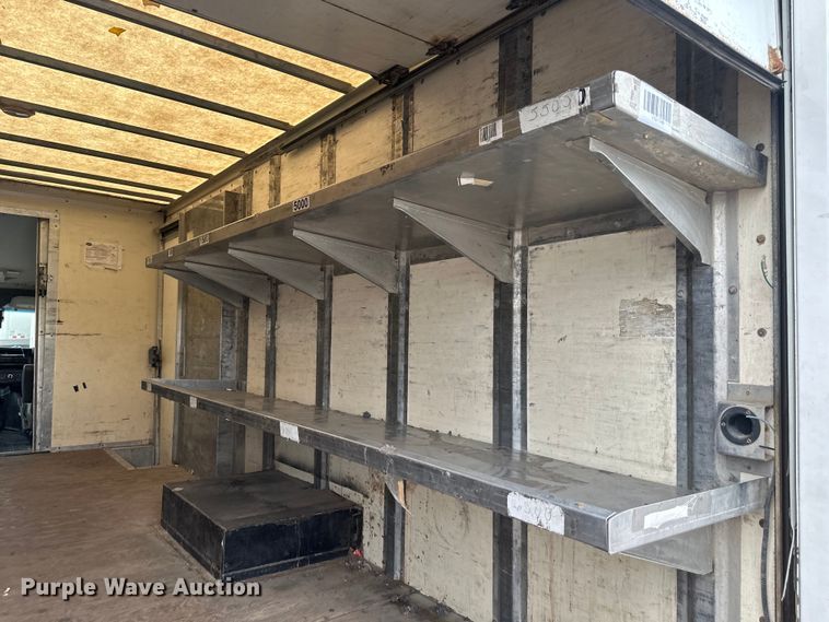 image for item NT9365 2015 GMC Savana G3500 delivery truck