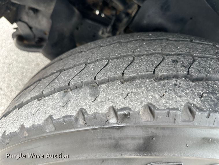 image for item NT9365 2015 GMC Savana G3500 delivery truck