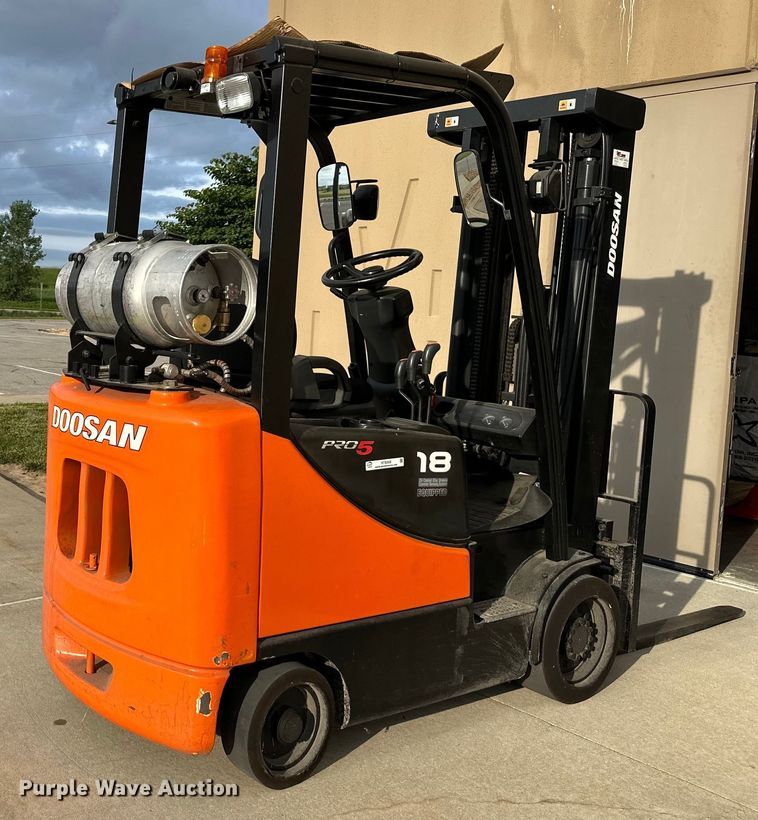 image for item NT9369 Doosan GC18S-5 forklift