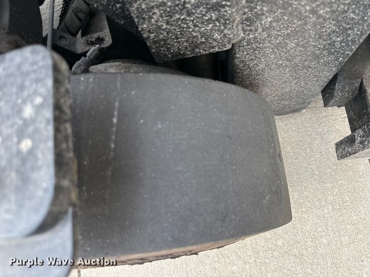 image for item NT9369 Doosan GC18S-5 forklift