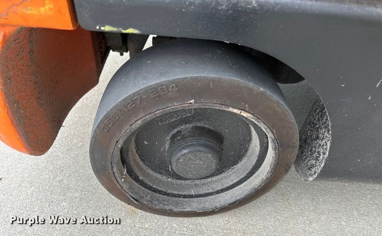 image for item NT9369 Doosan GC18S-5 forklift