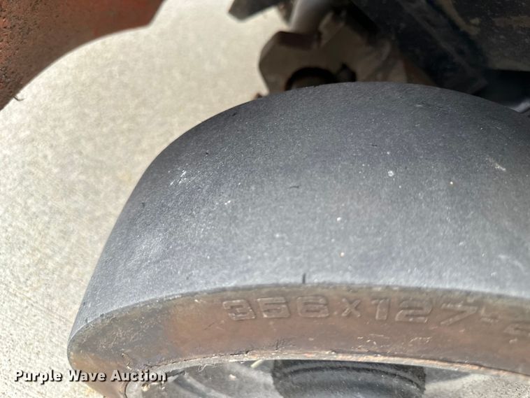 image for item NT9369 Doosan GC18S-5 forklift