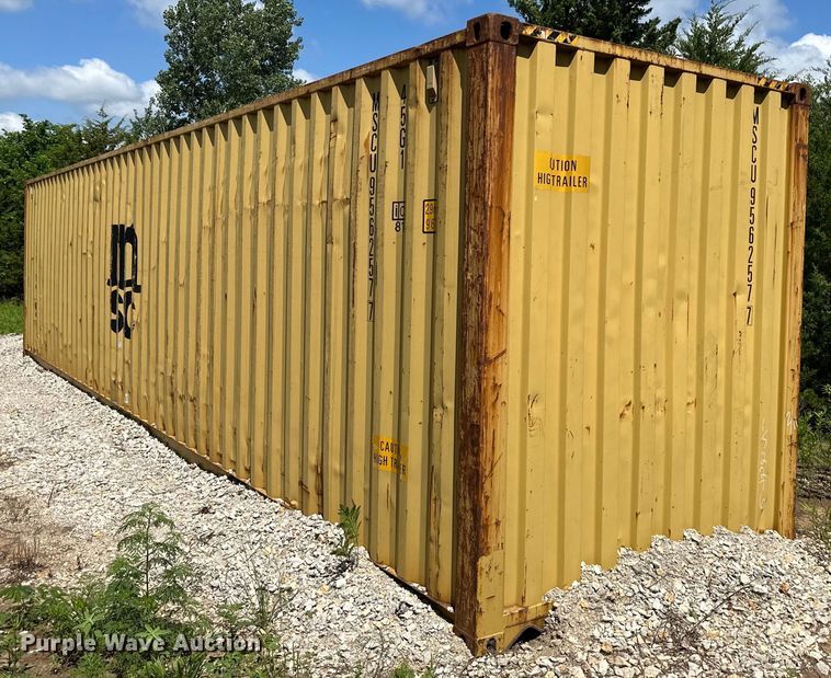 image for item NT9379 2004 CIMC 40' shipping container