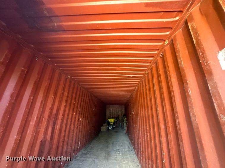 image for item NT9379 2004 CIMC 40' shipping container