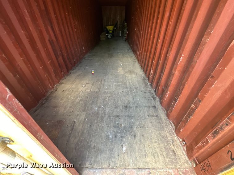 image for item NT9379 2004 CIMC 40' shipping container