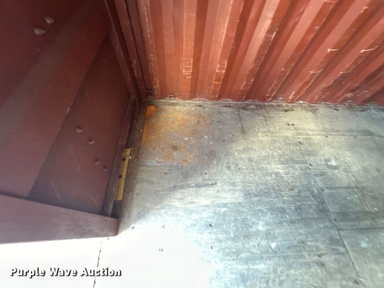 image for item NT9379 2004 CIMC 40' shipping container