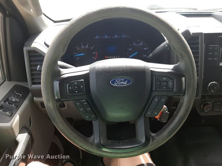 image for item NU9818 2019 Ford F250 Super Duty XL SuperCab pickup truck