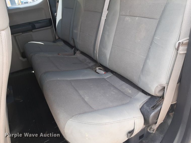 image for item NU9818 2019 Ford F250 Super Duty XL SuperCab pickup truck