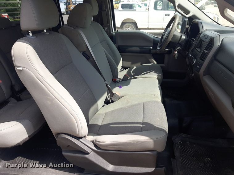 image for item NU9818 2019 Ford F250 Super Duty XL SuperCab pickup truck