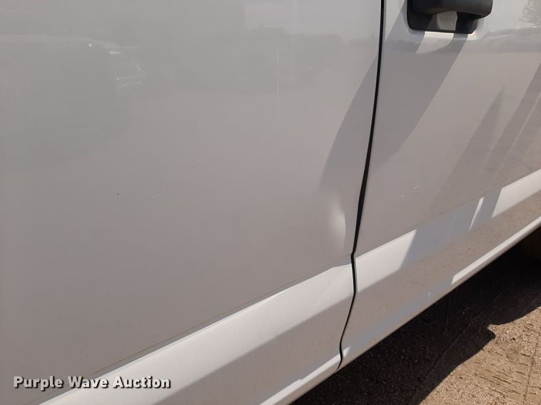 image for item NU9819 2018 Ford F250 Super Duty XL SuperCab pickup truck