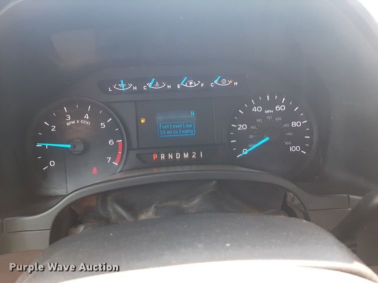 image for item NU9819 2018 Ford F250 Super Duty XL SuperCab pickup truck