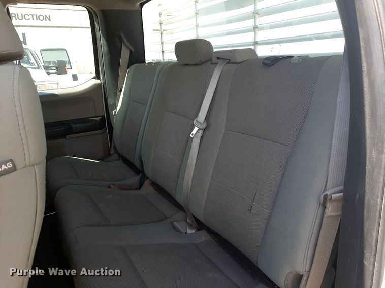 image for item NU9819 2018 Ford F250 Super Duty XL SuperCab pickup truck