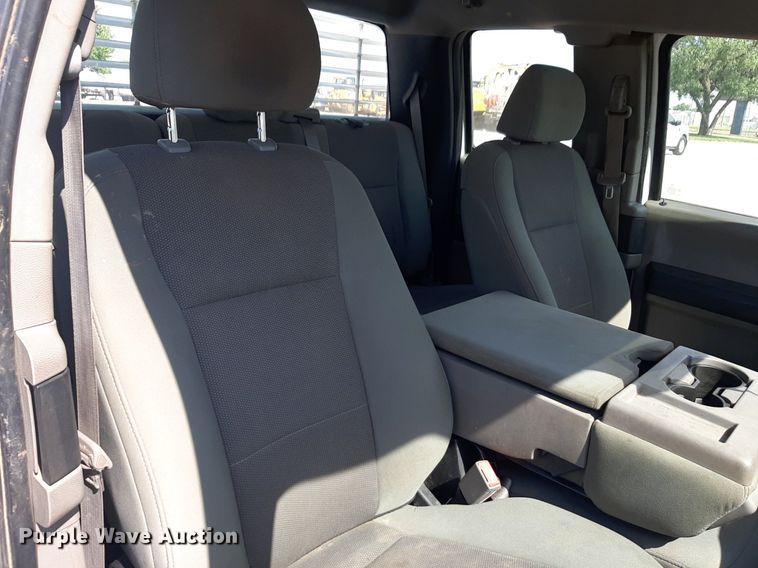 image for item NU9819 2018 Ford F250 Super Duty XL SuperCab pickup truck