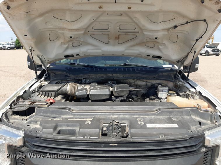 image for item NU9819 2018 Ford F250 Super Duty XL SuperCab pickup truck