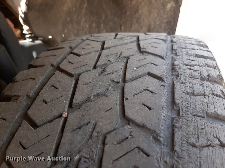 image for item NU9819 2018 Ford F250 Super Duty XL SuperCab pickup truck