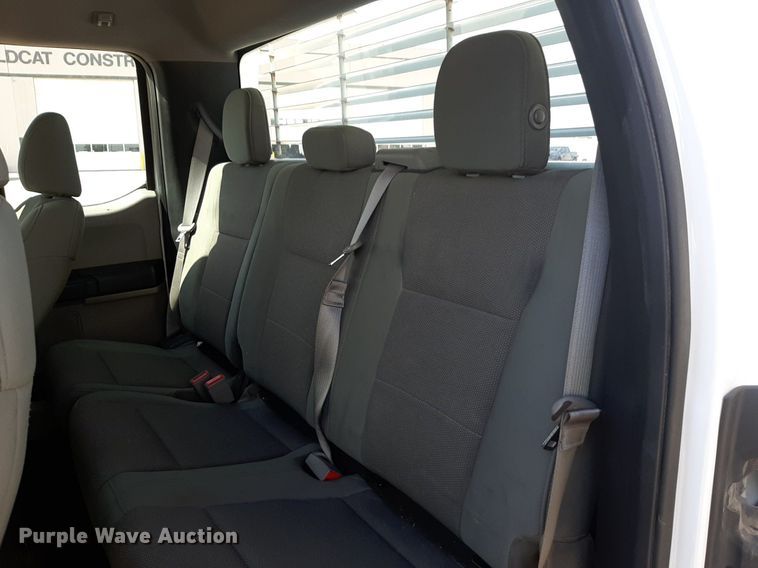 image for item NU9820 2018 Ford F250 Super Duty XL SuperCab pickup truck