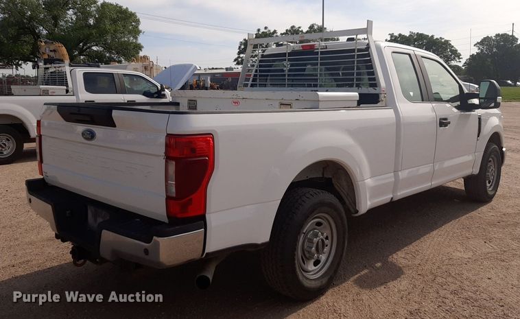 image for item NU9822 2020 Ford F250 Super Duty XL SuperCab pickup truck