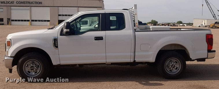 image for item NU9822 2020 Ford F250 Super Duty XL SuperCab pickup truck