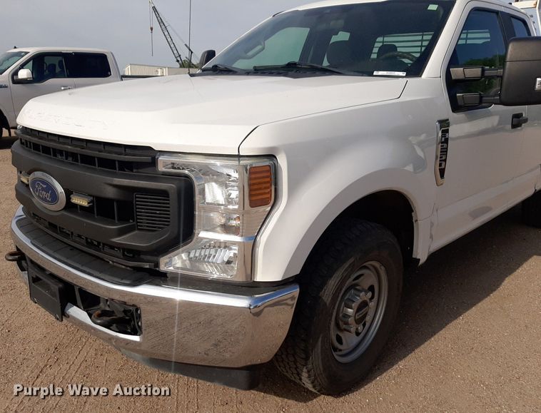 image for item NU9822 2020 Ford F250 Super Duty XL SuperCab pickup truck