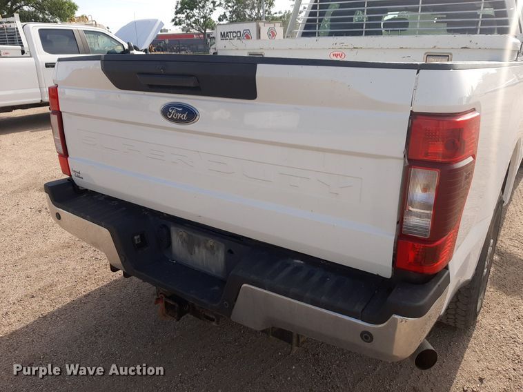 image for item NU9822 2020 Ford F250 Super Duty XL SuperCab pickup truck