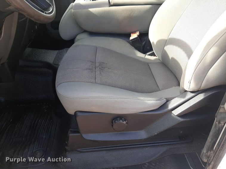 image for item NU9822 2020 Ford F250 Super Duty XL SuperCab pickup truck