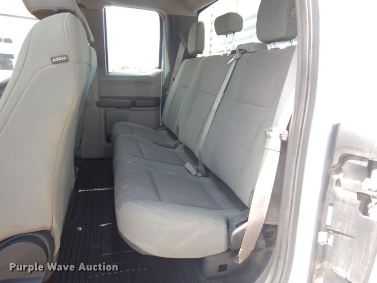 image for item NU9823 2018 Ford F250 Super Duty XL SuperCab pickup truck