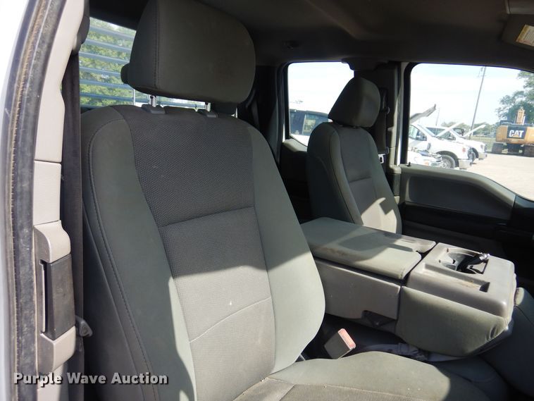 image for item NU9823 2018 Ford F250 Super Duty XL SuperCab pickup truck