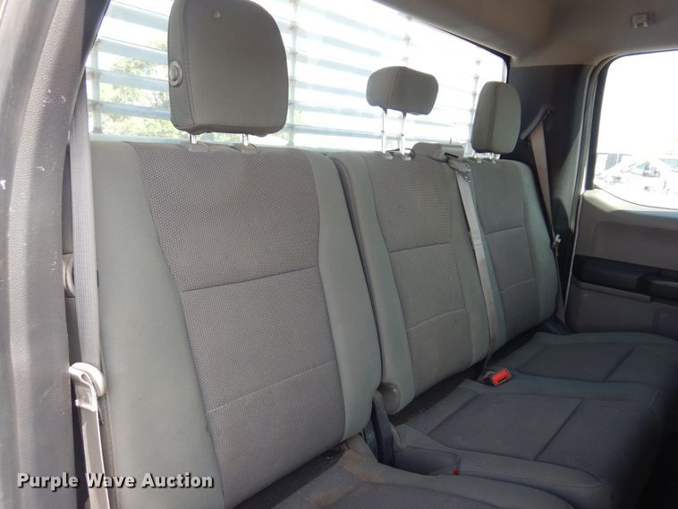 image for item NU9823 2018 Ford F250 Super Duty XL SuperCab pickup truck