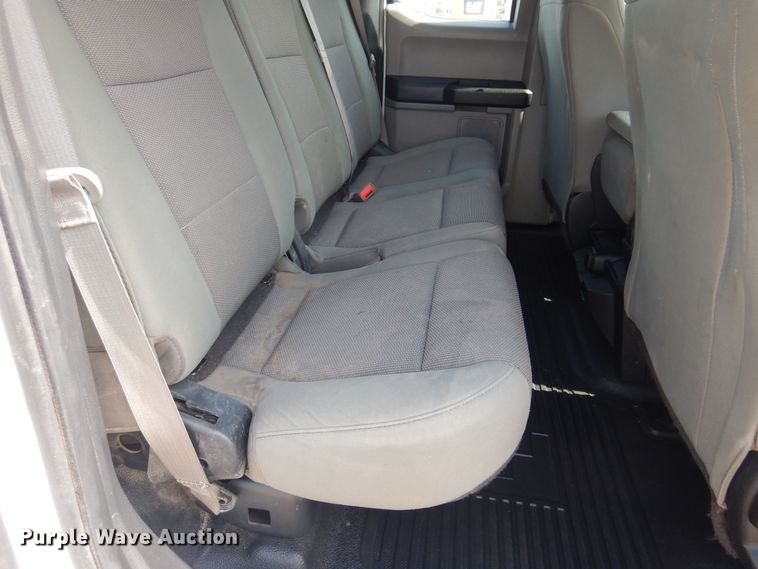 image for item NU9823 2018 Ford F250 Super Duty XL SuperCab pickup truck