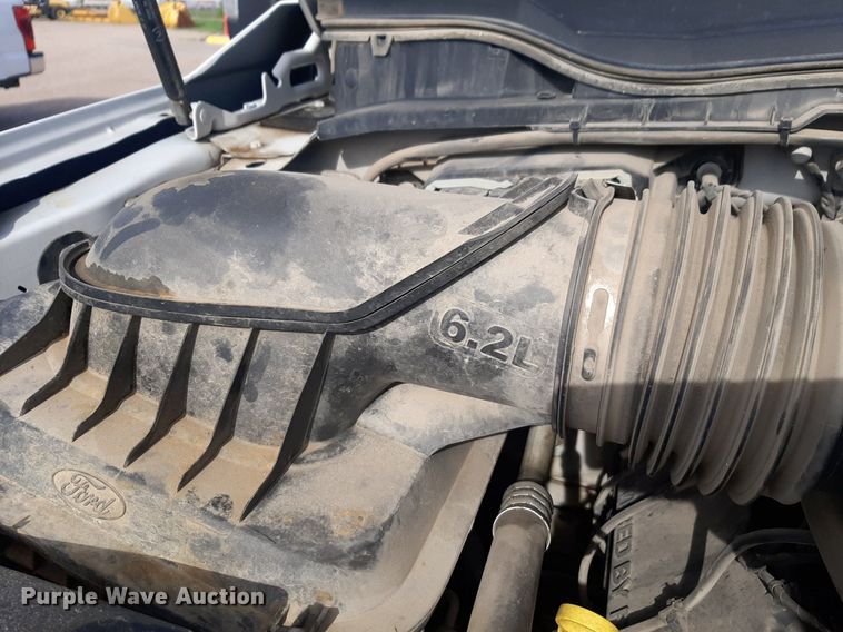 image for item NU9824 2019 Ford F250 Super Duty XL Crew Cab pickup truck