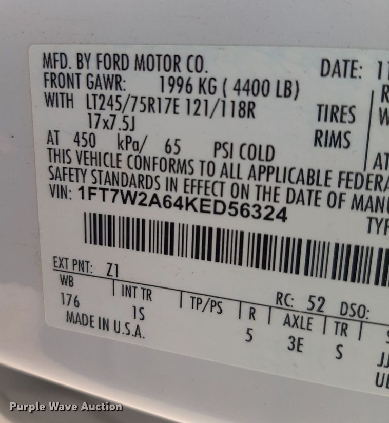 image for item NU9824 2019 Ford F250 Super Duty XL Crew Cab pickup truck