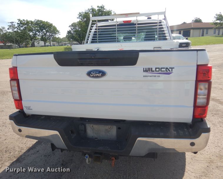 image for item NU9825 2020 Ford F250 Super Duty XL SuperCab pickup truck