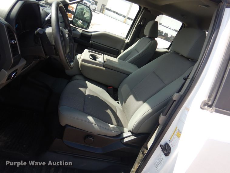 image for item NU9825 2020 Ford F250 Super Duty XL SuperCab pickup truck