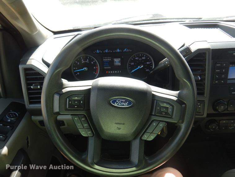 image for item NU9825 2020 Ford F250 Super Duty XL SuperCab pickup truck