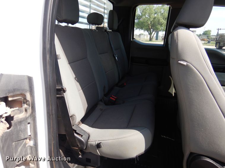 image for item NU9825 2020 Ford F250 Super Duty XL SuperCab pickup truck