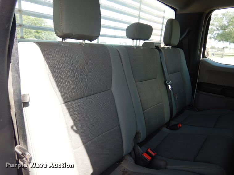 image for item NU9825 2020 Ford F250 Super Duty XL SuperCab pickup truck