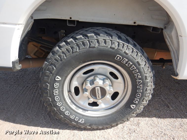 image for item NU9825 2020 Ford F250 Super Duty XL SuperCab pickup truck