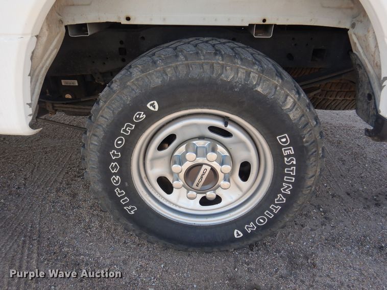 image for item NU9825 2020 Ford F250 Super Duty XL SuperCab pickup truck