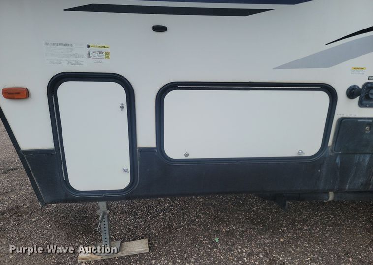 image for item NZ9826 2020 Keystone RV Springdale SG300FWBH20 camper
