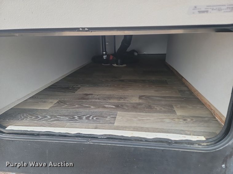 image for item NZ9826 2020 Keystone RV Springdale SG300FWBH20 camper