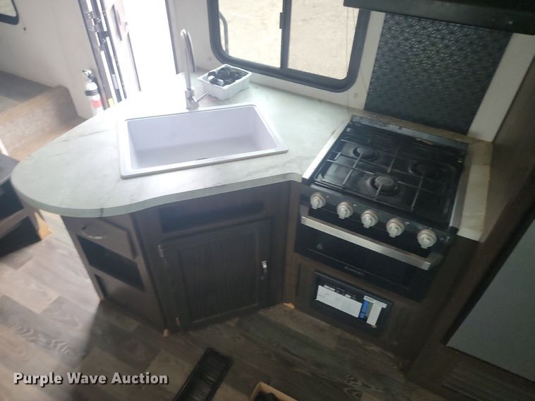 image for item NZ9826 2020 Keystone RV Springdale SG300FWBH20 camper