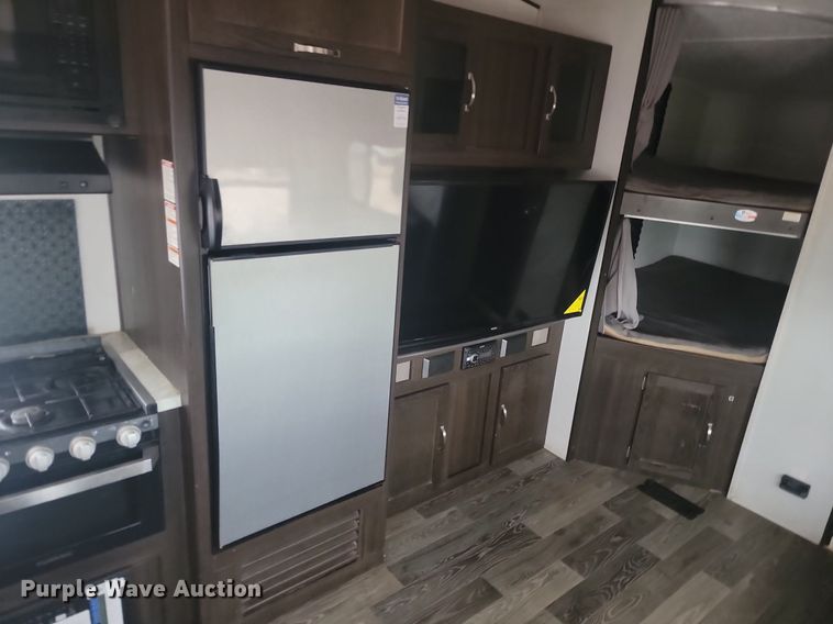 image for item NZ9826 2020 Keystone RV Springdale SG300FWBH20 camper