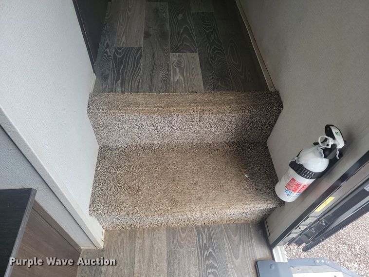 image for item NZ9826 2020 Keystone RV Springdale SG300FWBH20 camper