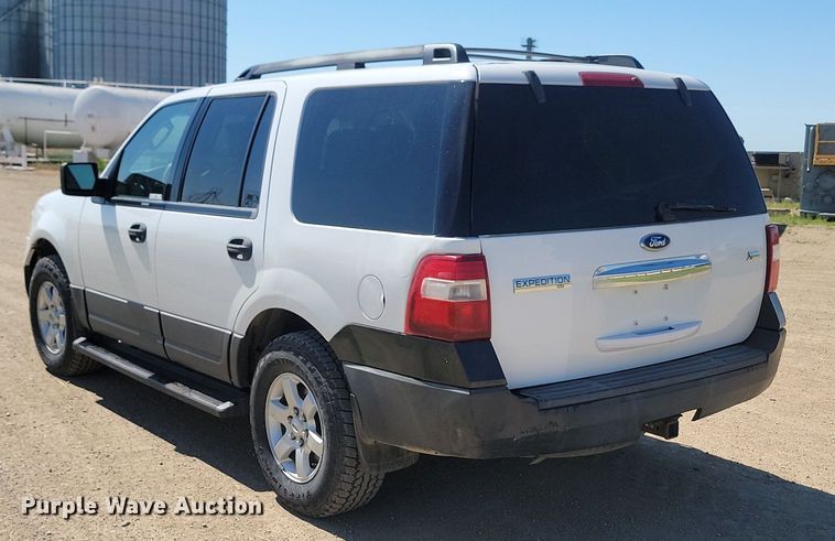 image for item NZ9962 2010 Ford  Expedition XLT SUV