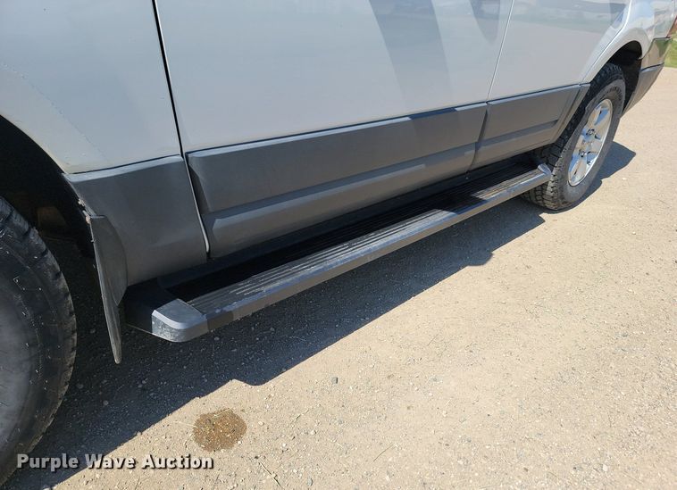 image for item NZ9962 2010 Ford  Expedition XLT SUV