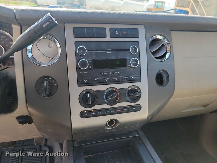 image for item NZ9962 2010 Ford  Expedition XLT SUV