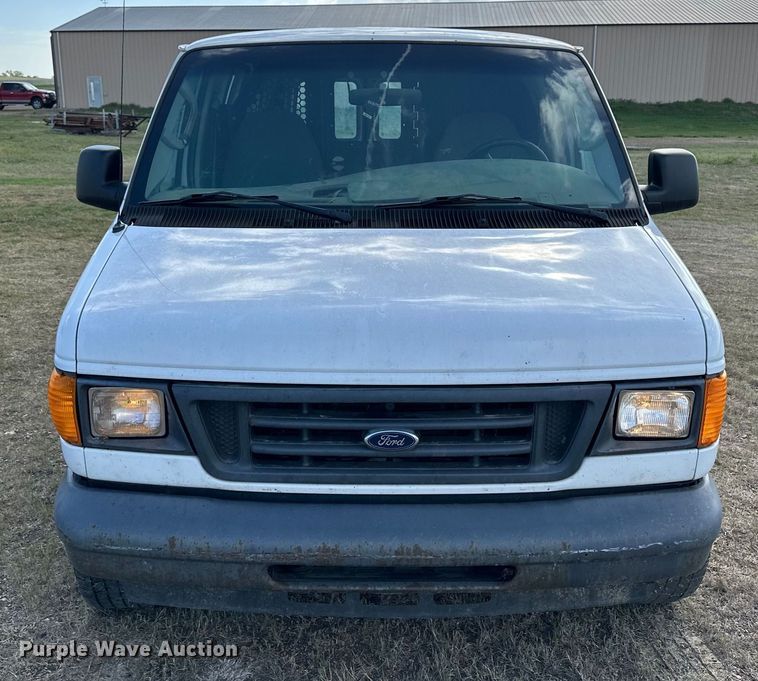 image for item OE9162 2006 Ford E150 van