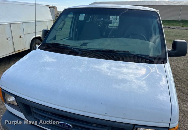 image for item OE9162 2006 Ford E150 van
