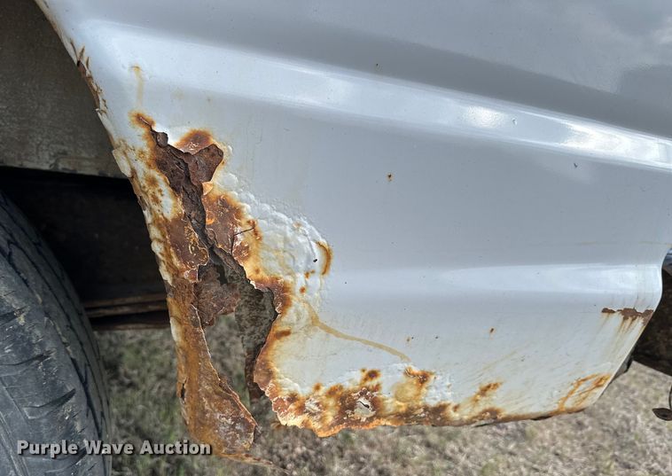 image for item OE9162 2006 Ford E150 van